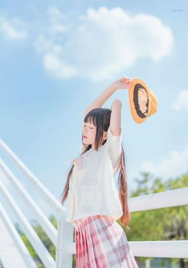 裸体诱惑_720超清免费观看